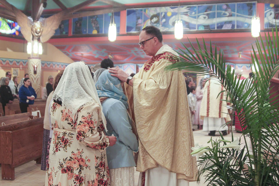 2026-StMary-EasterVigil (105 of 215).jpg